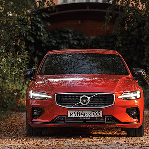 новый Volvo S60 III 2019, фото, отзывы, тест-драйв, обзор